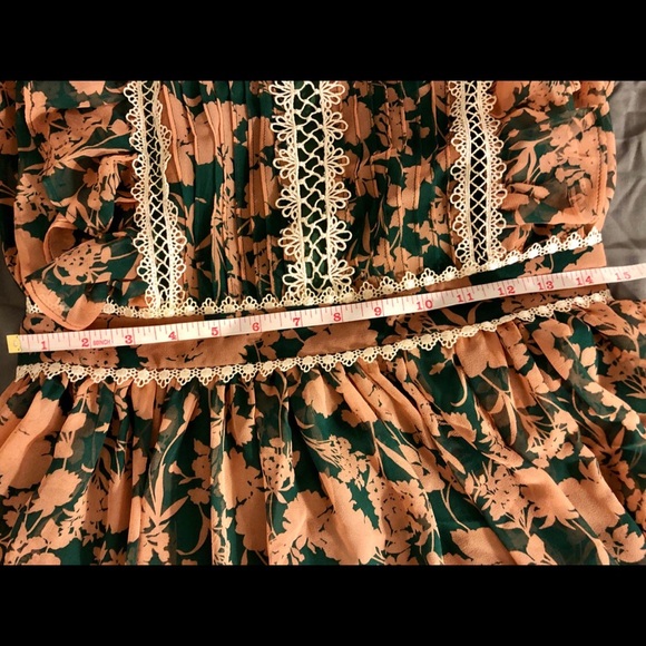 ✨HOST PICK ✨ Lulu’s Floral Skater Dress - Picture 8 of 10